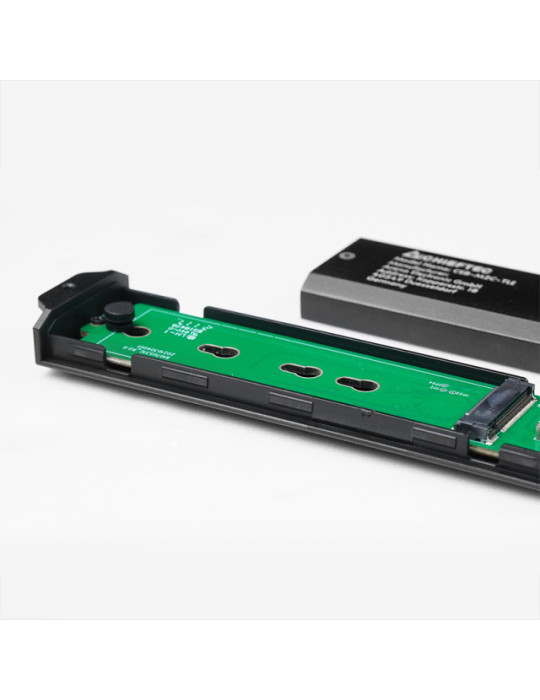 Chieftec CEB-M2C-TLE storage drive enclosure SSD enclosure Black M.2