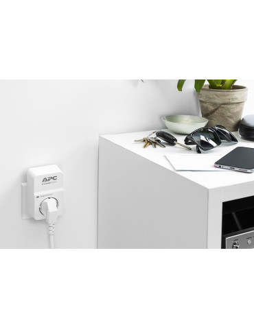 APC SurgeArrest Valkoinen 1 AC-pistorasia(a) 230 V